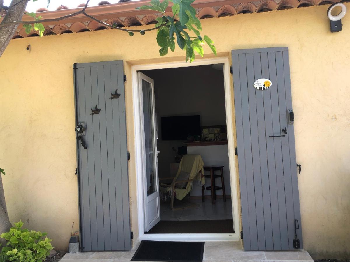 Villa LE Cabanon des hirondelles Villecroze Exterior foto