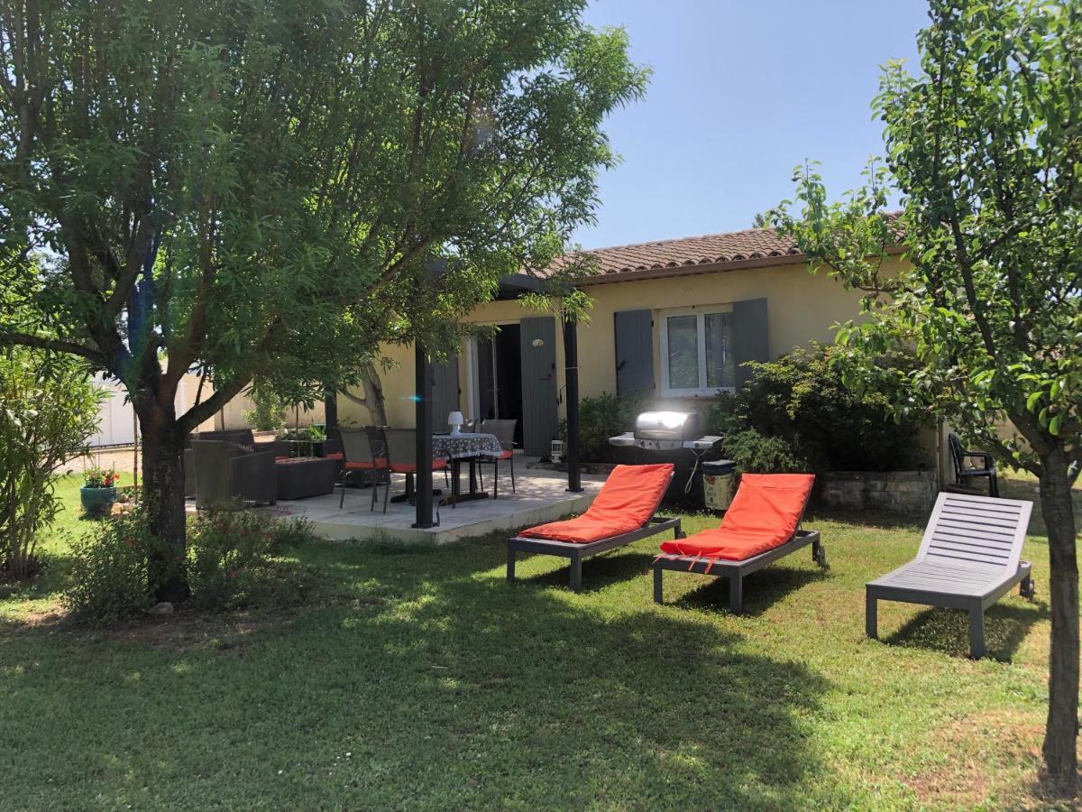 Villa LE Cabanon des hirondelles Villecroze Exterior foto